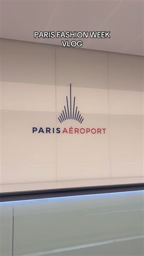 48H in Paris with BOSS New Faces Director, Lauren ⭐️ Paris Fashion week fun 🇫🇷⚜️🥐 | Boss Model Management