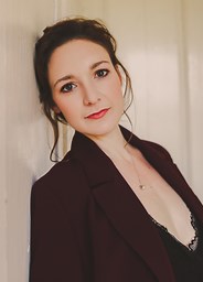 Heather Lowe, Mezzo-soprano | Archive, Performances, Tickets & Video | Operabase