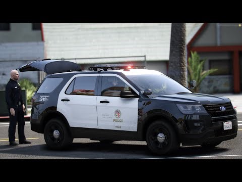 🔴LAPD - Realistic FiveM (Also LIVE @Twitch.tv/InvictusLIVE)