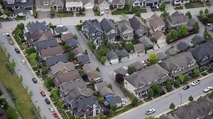 Toronto’s housing market struggles as new home sales drop to their lowest level in decades