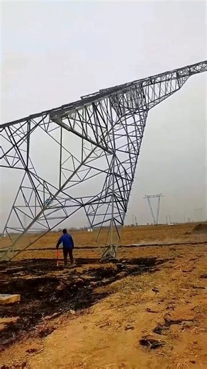 Real Engineerings | Engineering & Technology & Gadgets & DIY on Instagram: "FALL OF A GIANT: Controlled Demolition of a Power Pylon 🤯 ​Witnessing this is an incredible lesson in demolition engineering! This video captures the calculated, spectacular moment a huge, decommissioned steel lattice transmission tower is intentionally brought down in a controlled fall. ​These power pylons, which stand for decades to carry vital high-voltage lines, must be removed safely when their service is over. Ins