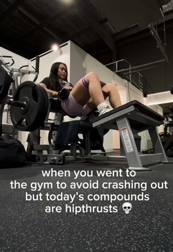 instant crash out mid set 😘✌🏾 #gym #gymmotivation #gymhumor #gymhumour #fyp