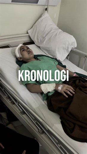 yogiaprln2 (@yogiaprln2)’s video of doa awal tahun dan akhir tahun