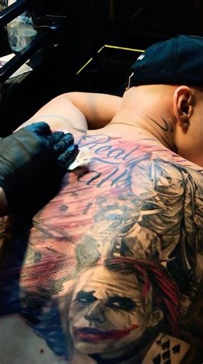 Full back tattoo loading | Blamin’ playing in the background