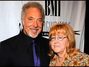 Tom Jones Biography | Tom Jones Achievements & Timeline | Tom Jones singer Albums