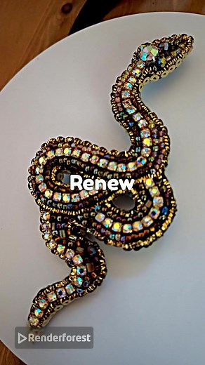 The snake is one of the oldest mythological symbols, having been seen as a symbol of transformation and the eternal cycle for centuries. It represents renewal, wisdom, and the connection between earth and sky☘️🍂🐍 | handmade magic