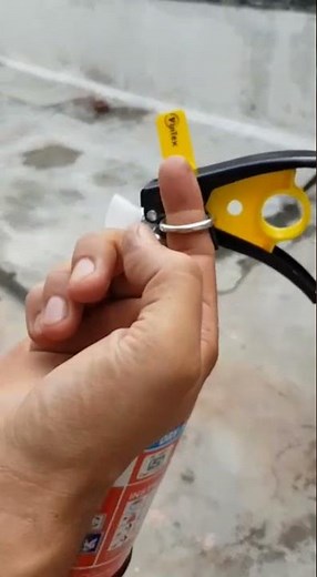 How to use a Fire Extinguisher | Portable ABC Powder Type #firesafety #fireextinguisher