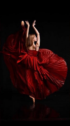 🇺🇦 Model poses for photoshoot📸 Ballet. Model Alina