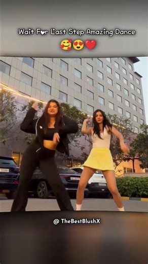 Dj Wale Babu|| Girls dance new song || #shorts #dance #trending