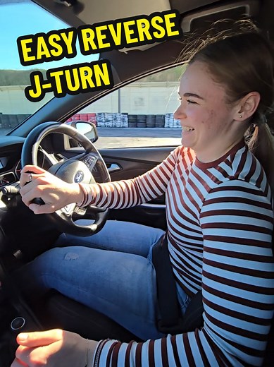 Easy Reverse J-Turn Maneuver for Advanced Driving