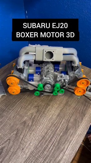 Hangi Oto on Instagram: "Subaru'nun efsane boxer motorunun nasıl çalıştığını anlayabilelim diye simply_subarus 3D yazıcı ile EJ20 motoru basmış. 180 derece açıyla karşılıklı yerleştirilmiş silindirler sayesinde motor ağırlık merkezi yere yaklaşır. Böylece çok daha iyi tutuş, daha az savrulma Paylaşıma izin veren @simply_subarus teşekkür ederiz. #subaru #ej20 #subaruturkiye #motor #boxermotor"