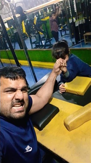 papa g sat panja par👑👑👑 api win hogi #foryou #comedyfilms #mypost #bestcaption #weloveyou #weloveu