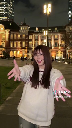 夜景を眺めながらのChill Time