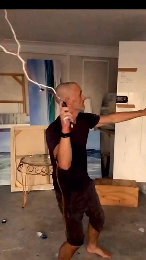 @artistic_unity_ on Instagram: "Exploring the depths of creative techniques that push the boundaries of art! 🌊 From surreal textures to dynamic compositions, every detail tells a story. How would you rate these innovative styles on a scale of 1-100? 🤯 Let us know your thoughts! Artist @scottlaurenson #painting #experimentalart #art #artist"