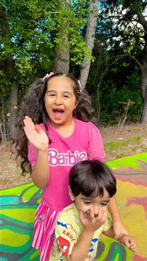 ليش ميلا وادم عم يضحكو 🤔😱