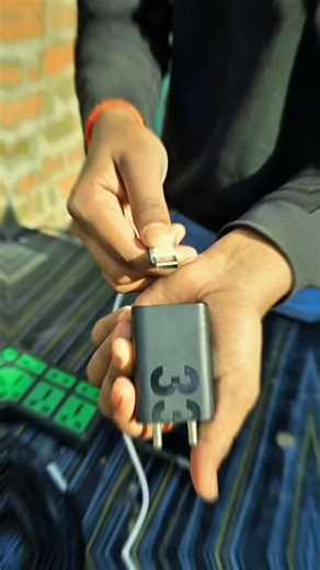 78K views · 1.1K reactions | world longest charger to single phone #shotrs #shortsfeed #longestcharger | Blue Box | Facebook