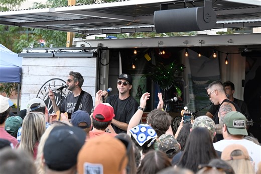 Platinum-selling pop-punk band to sign bottles at Pa. liquor store