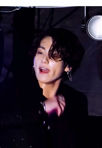 Jungkook en Fake Love: Un Análisis Profundo