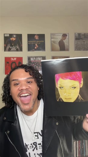 P!nk-Can’t Take Me Home-Limited Edition-Reissue-Gold Vinyl ***** and they wonder us millennials are so dramatic 😂#recordcollection #recordcollector #vinylcheck #vinyltok