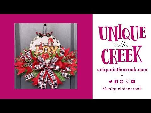 Deco Mesh and Ribbon Christmas Wreath on UITC Rail Board