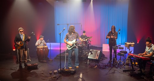 Hello! 3D brings global grooves to Cleveland stages