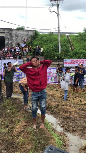 Terjemahkan Pesan untuk Kawan Sahobi