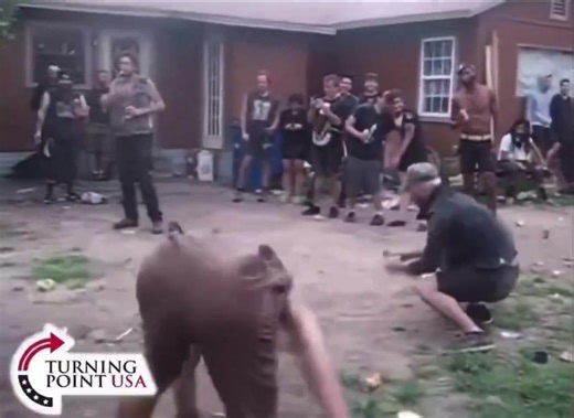 Here's what you missed while watching the Super Bowl Halftime Show... | Rachel Hurley