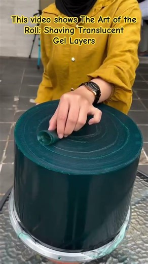Emerald Rolls: Beautiful Hand-Rolled Fruit Snacks #FruitLeather #OddlySatisfying #ASMRFood
