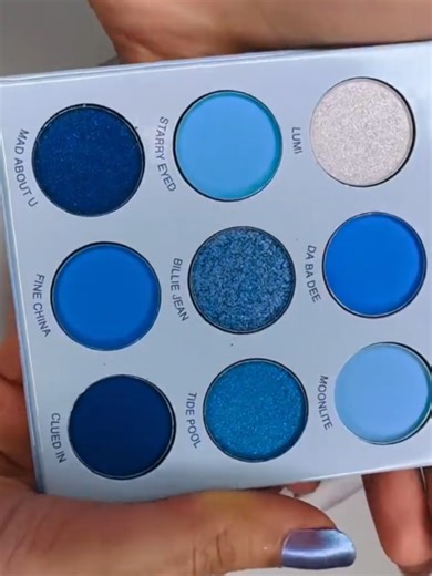 Makeup 💄 crushing Asmr 😍😂#asmr #satisfying #crushingasmr #makeup #eyeshadow