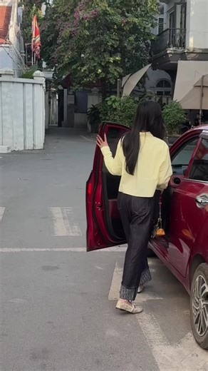 Muốn ăn ngonll mặc đẹp thì làm sao ạ - phải làm mới có đc , tiền k làm người chết sống lại đc thôi chớ tất cả nhờ tiền và các mối quan hệ đi lên hết mà thôii- ai cũng giống ai khác nhau mỗi cái lão tư duy thôii😹😹 thôi thì e tuổi ăn tuổi chơi bố mẹ vui vẻ - khỏe mạnh em không bao giờ hết tiền là đc r😹😹 cố cầy cuốc cho cuộc sống muôn màu vạn trạng thôii💓💓💓💓💓💓💓🌸🌸🌸#rubyanhpham😘❤️ #xuhuongtiktok #ninhbinh #vangbacruby💎💎