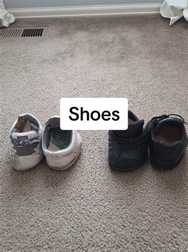 I get custom shoes made but it is difficult to find someone who has the skills to help. I am currently in search of a new shoemaker :/. #disabled #littleperson #customshoes