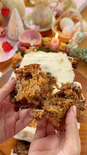 Easy carrot cake with cream cheese frosting and cinnamon swirls #carrotcake