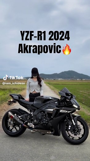 Discover the 2024 Yamaha YZF-R1 with Akrapovic Exhaust
