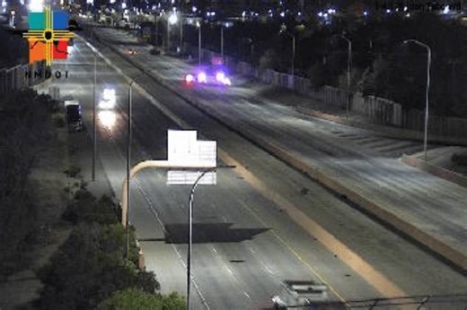Albuquerque police investigate fatal overnight crash on I-40