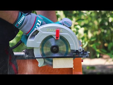 Testing the Total Circular Saw 1400 W TS1141856