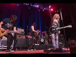 Chatting with Derek Sharp of The Guess Who