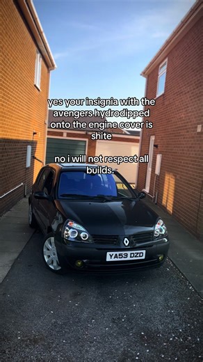 Renault Clio 2: 2000s Car Culture & Hottakes