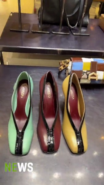 E a Arezzo arrasa com os Scarpins salto fino Cap Toe 👠👠✨#arezzo#arezzosemprepresente #margot#captoe #scarpinarezzo Voucher site Arz506710