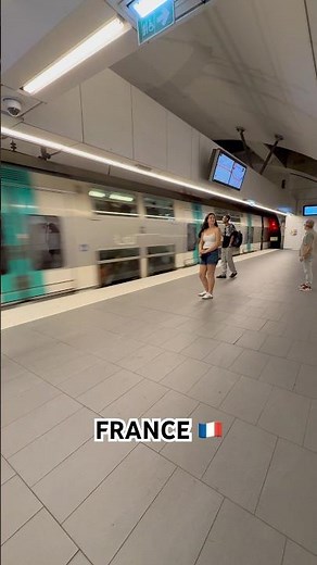 C'est la Paris | Train RER A Line | Once Upon A Day In Paris 🇫🇷