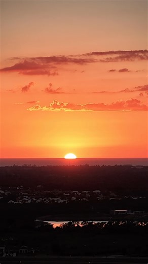 Sunset over Nokomis Beach, Florida. Watch it dissolve into the Gulf. | Tim Kenny