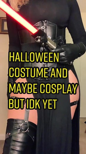I’m sweating 🥵 pls wait until the end #starwars #empress #darkside #halloween #MyCostume #kyloren #darthvader