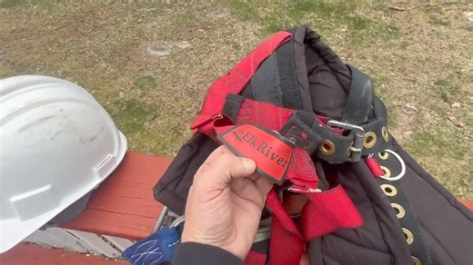 Climbing safety gear! In this video I go over what type of full Body harness we use along with the other safety gear. Quick 1m 45 sec video to get you on your way to a safe climb! #HamRadio #Climbinggear | Ham Radio 24-7