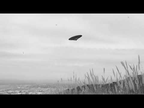 No copyright UFO flying | Aliens in the sky | Unidentified flying object | Free stock footage video