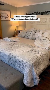 1.2K views · 80K reactions | Folding a fitted sheet again because I’m taking the day off! #crazycleaninglady225 #crazycleaninglady222 #cleaningtiktok #cleantok #cleaningvideos #slingingsparkle #makethebed #foldingsheets #foldingafittedsheet | Samantha R Mancuso | Facebook