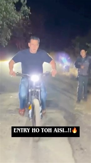 Salman Khan | Bhaijaan ki entry..!!! #SalmanKhan in #Panvel…🔥🔥 #HappyBirthdaySalmanKhan #Bhaikabirthday #SalmanKhanBirthday | Instagram