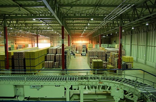 【在庫の英語】「stock」と「inventory」の違い、由来や使用方法を紹介