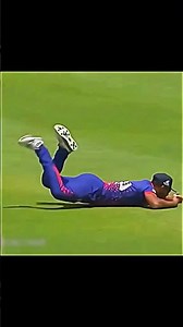 🏏 Best Cricket Catches Compilation | Amazing Catches by Top Players