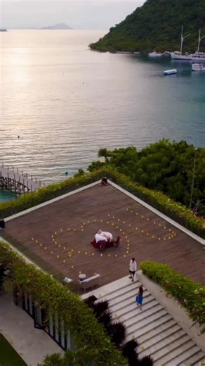 Marina Román & Francisco on Instagram: "🇪🇸Hoy crear una app con IA ya no es solo para programadores gracias a @emergentlabs Emergent pasó de 0 a convertirse en una de las plataformas de AI más rápidas en crecer a nivel mundial💥 Es para creadores, emprendedores y personas con ideas reales. ✨ Sin código ✨ Sin equipos enormes ✨ Sin complicaciones Si en 2026 estás pensando en: 📱 crear tu propia app 💸 monetizar una idea ⏳ ahorrar tiempo y dinero Tenéis el link en nuestro perfil🔥 - 🇬🇧Today, cr