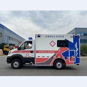 [Hot Item] Brand New Iveco Diesel 4X4 ICU Ambulance Van 4WD Hospital Ambulance for Sale