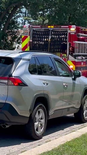 Baltimore County Fire Department Engine 13 Responding to a Medical 08-10-25